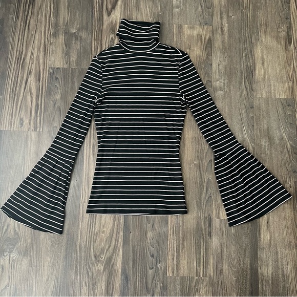 Paige Kenzie Black and White Stripe Modal Turtleneck Bell Sleeve Ribbed Shirt - Picture 4 of 13